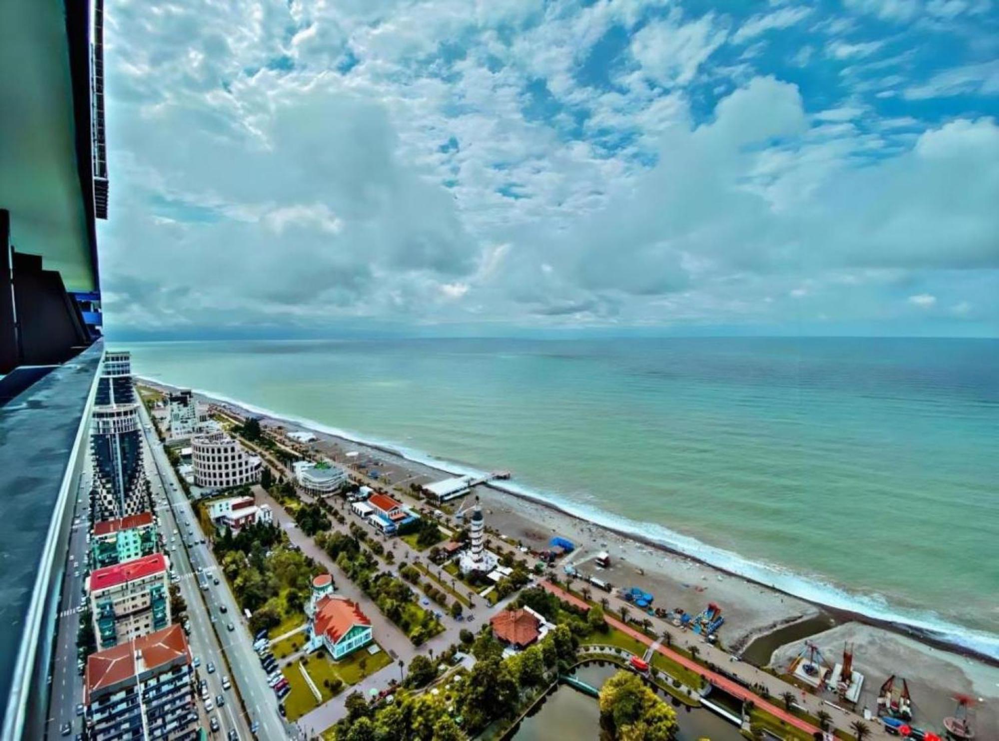 바투미 Orbi City Sea View 아파트 호텔 외부 사진
