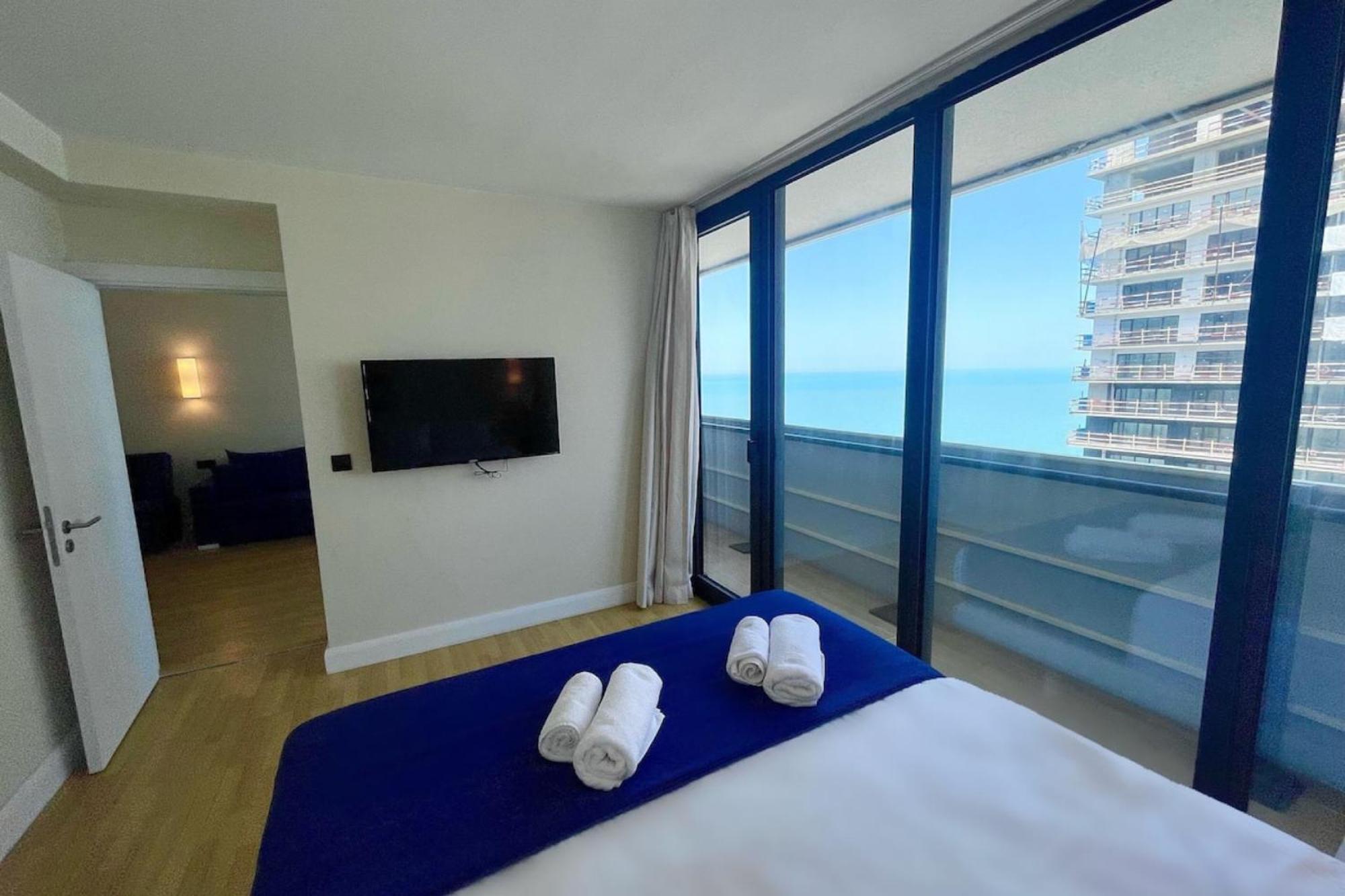 바투미 Orbi City Sea View 아파트 호텔 외부 사진