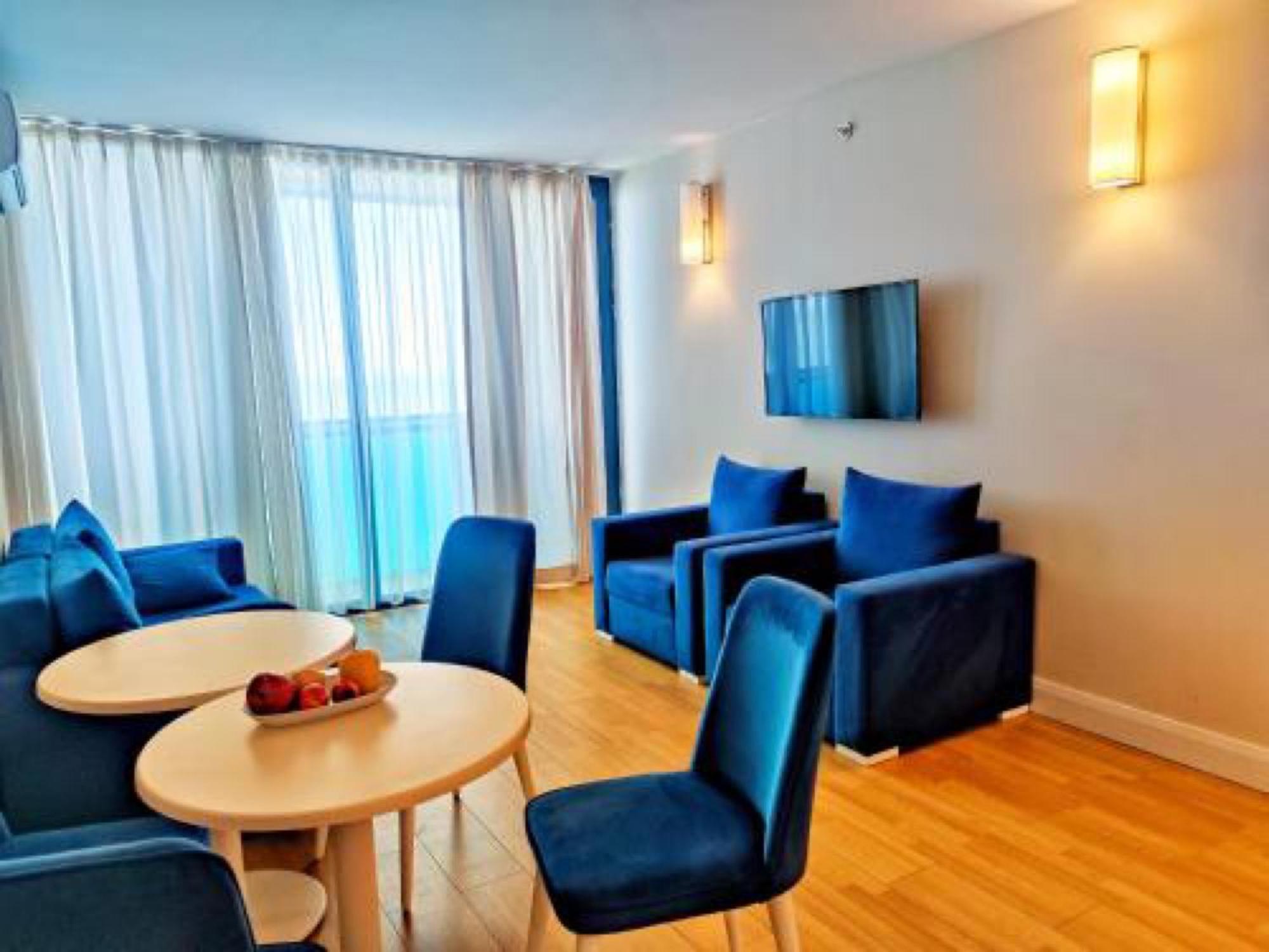 바투미 Orbi City Sea View 아파트 호텔 외부 사진