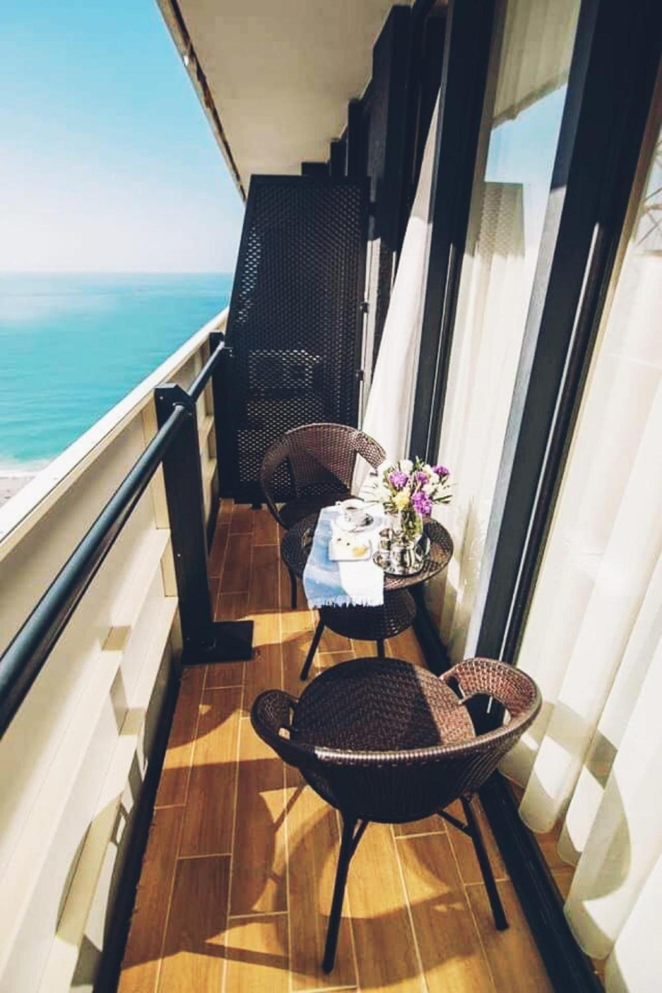 바투미 Orbi City Sea View 아파트 호텔 외부 사진