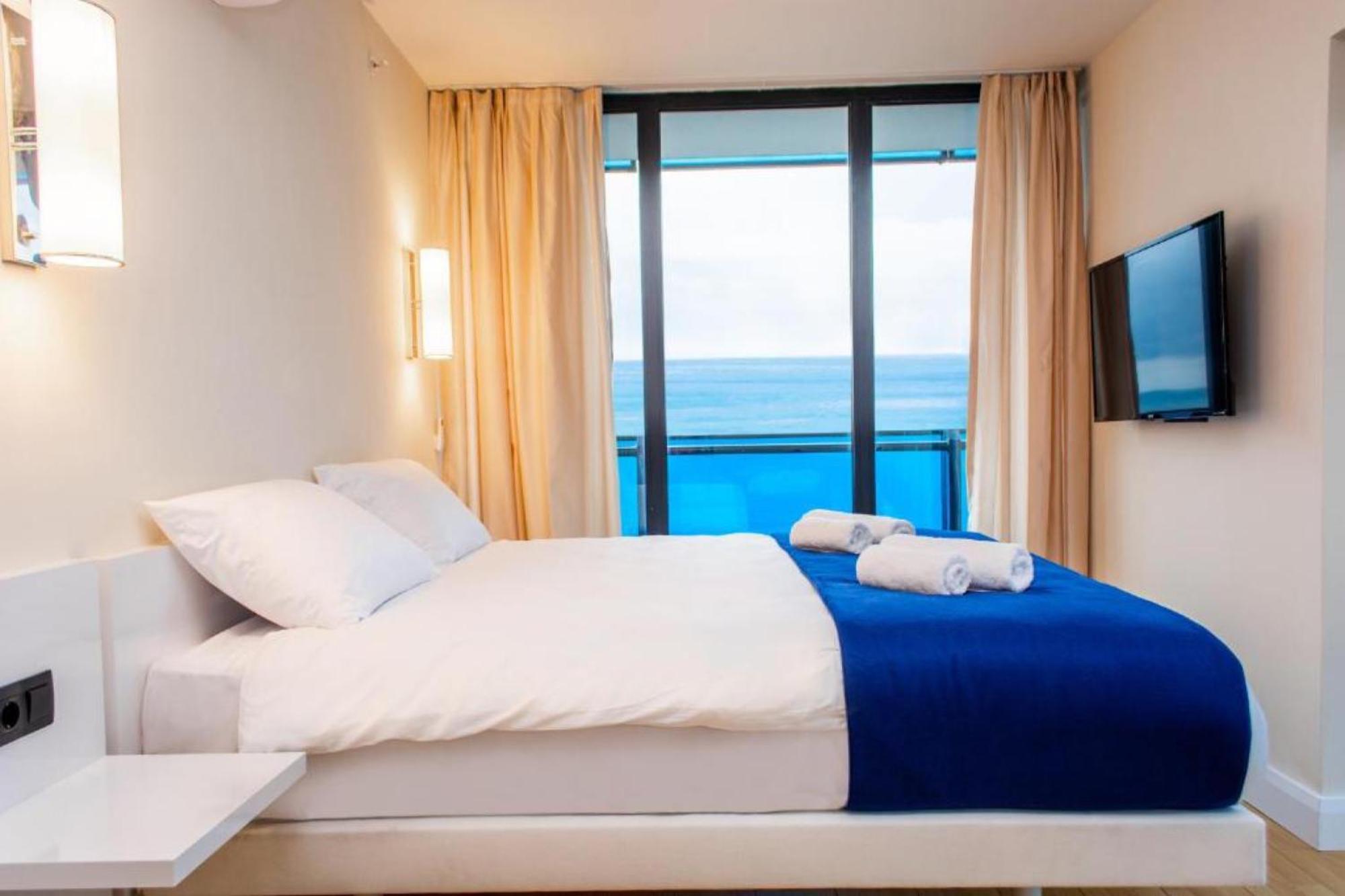 바투미 Orbi City Sea View 아파트 호텔 외부 사진